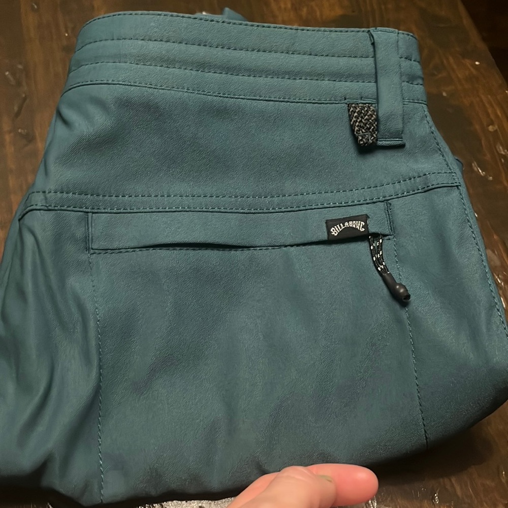 NWT Billabong Adventure Division Green Boardshort